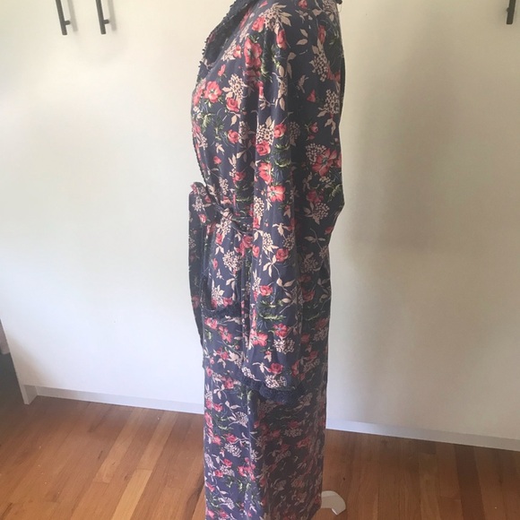 Victoria’s Secret Vintage Gold Label Long Floral Robe Size M/L Blue Sash Tie - Picture 6 of 10